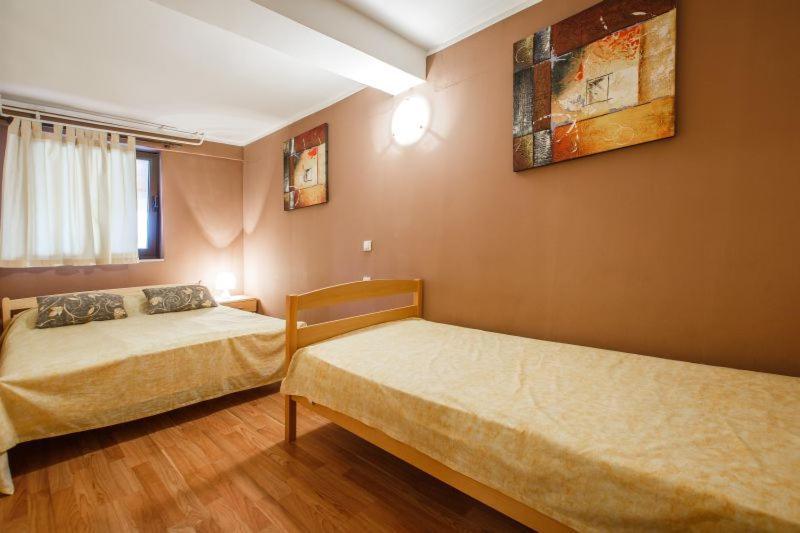 Apartmani Gilda Vrsar Eksteriør bilde